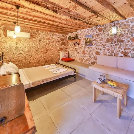 Bademlique Stone Apartman Kaş