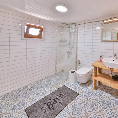 Bademlique Stone Apartman Kaş