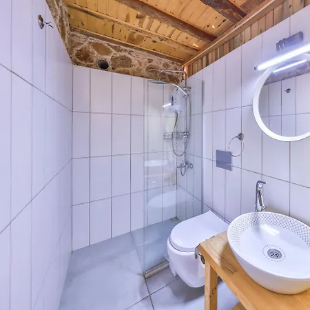 Apartman Bademlique Stone Kaş