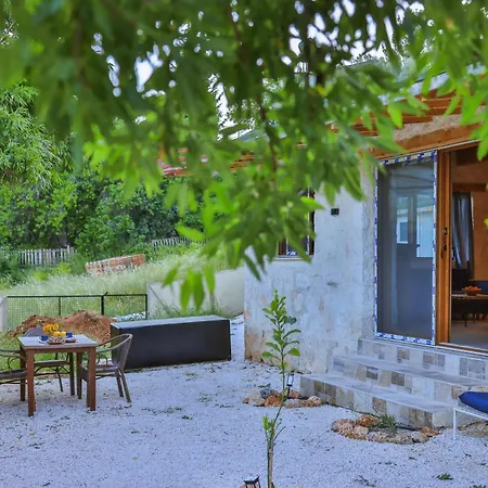 Apartment Bademlique Stone