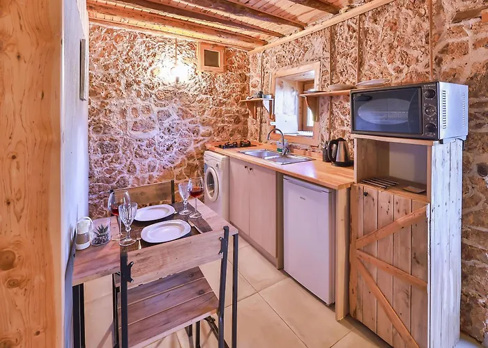 Bademlique Stone Kaş